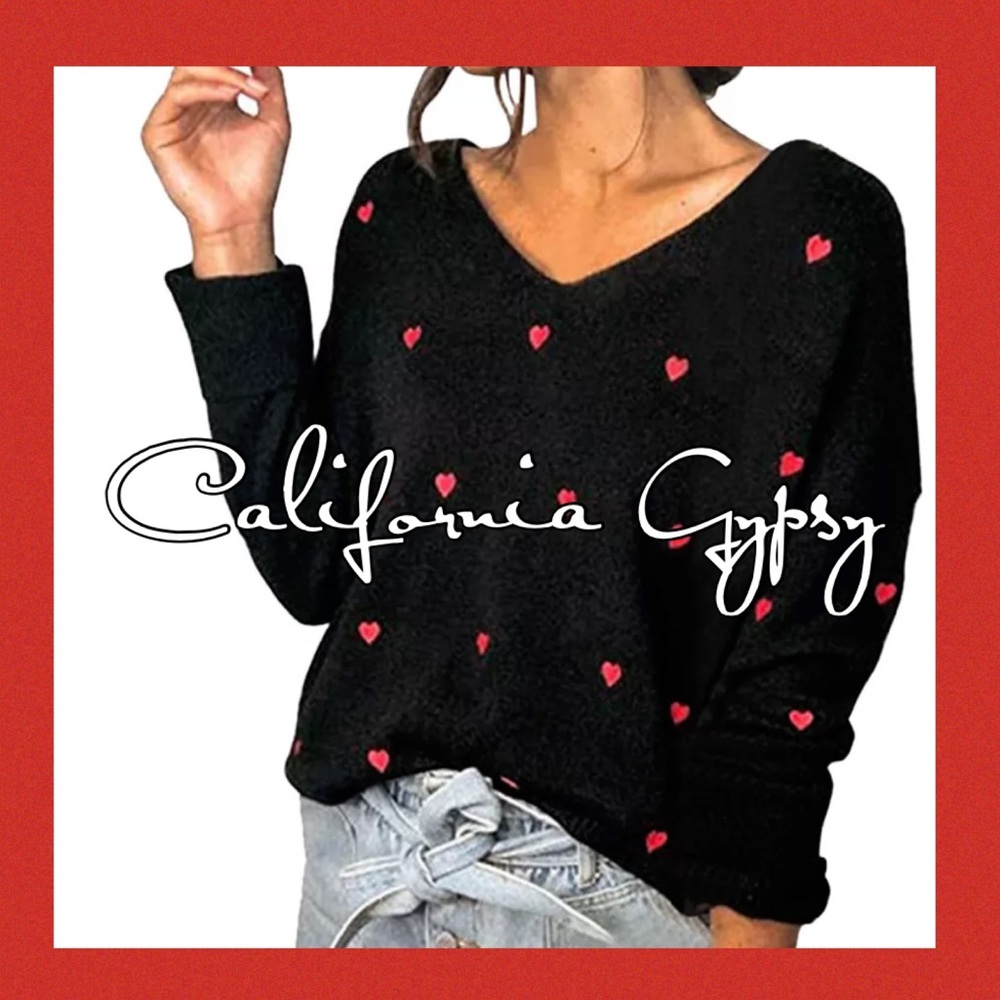 Heart Print Oversized V-Neck Sweater - Picture 3 of 7
